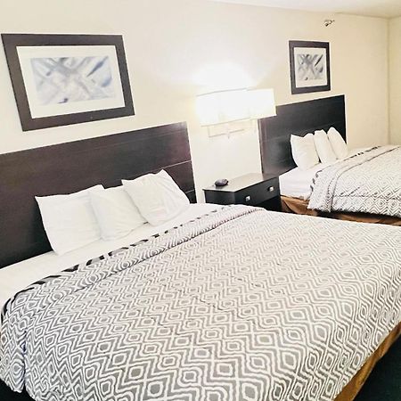 Pinckneyville Inn And Suites Экстерьер фото