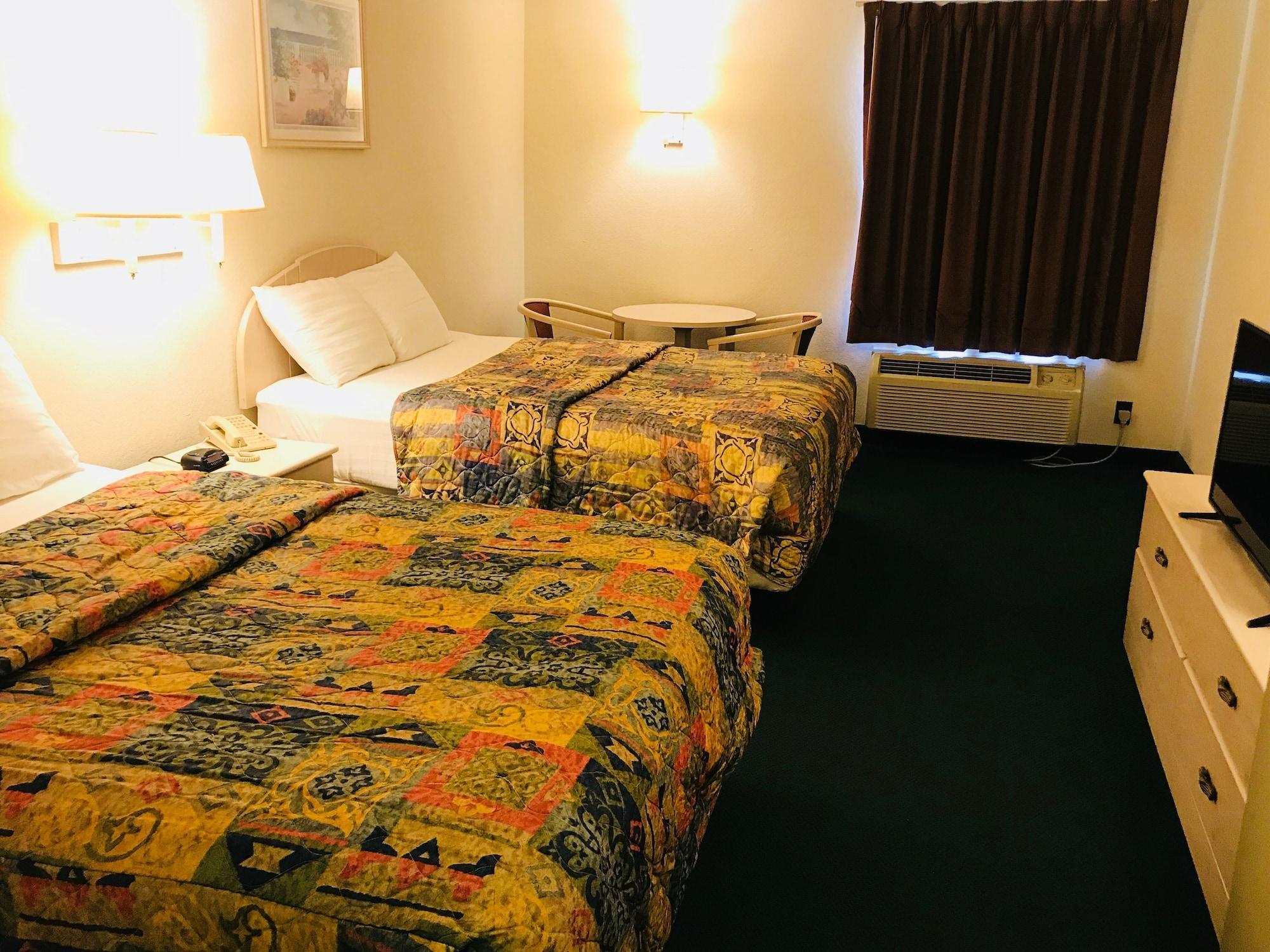 Pinckneyville Inn And Suites Экстерьер фото