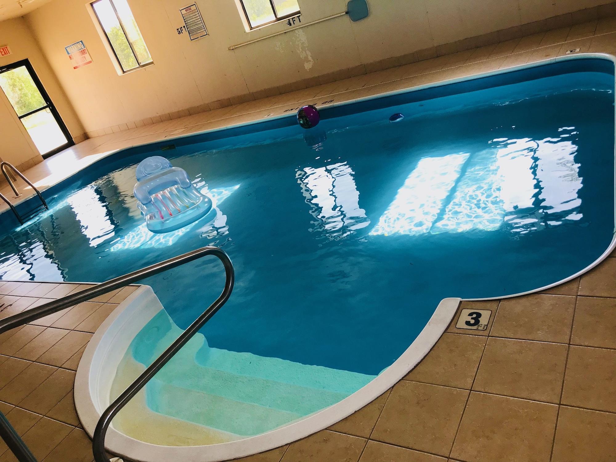 Pinckneyville Inn And Suites Экстерьер фото