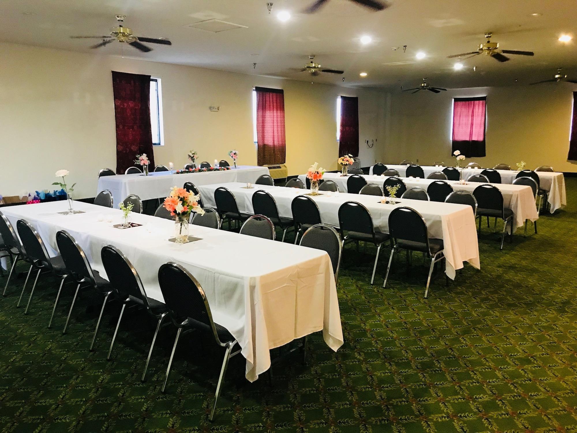 Pinckneyville Inn And Suites Экстерьер фото