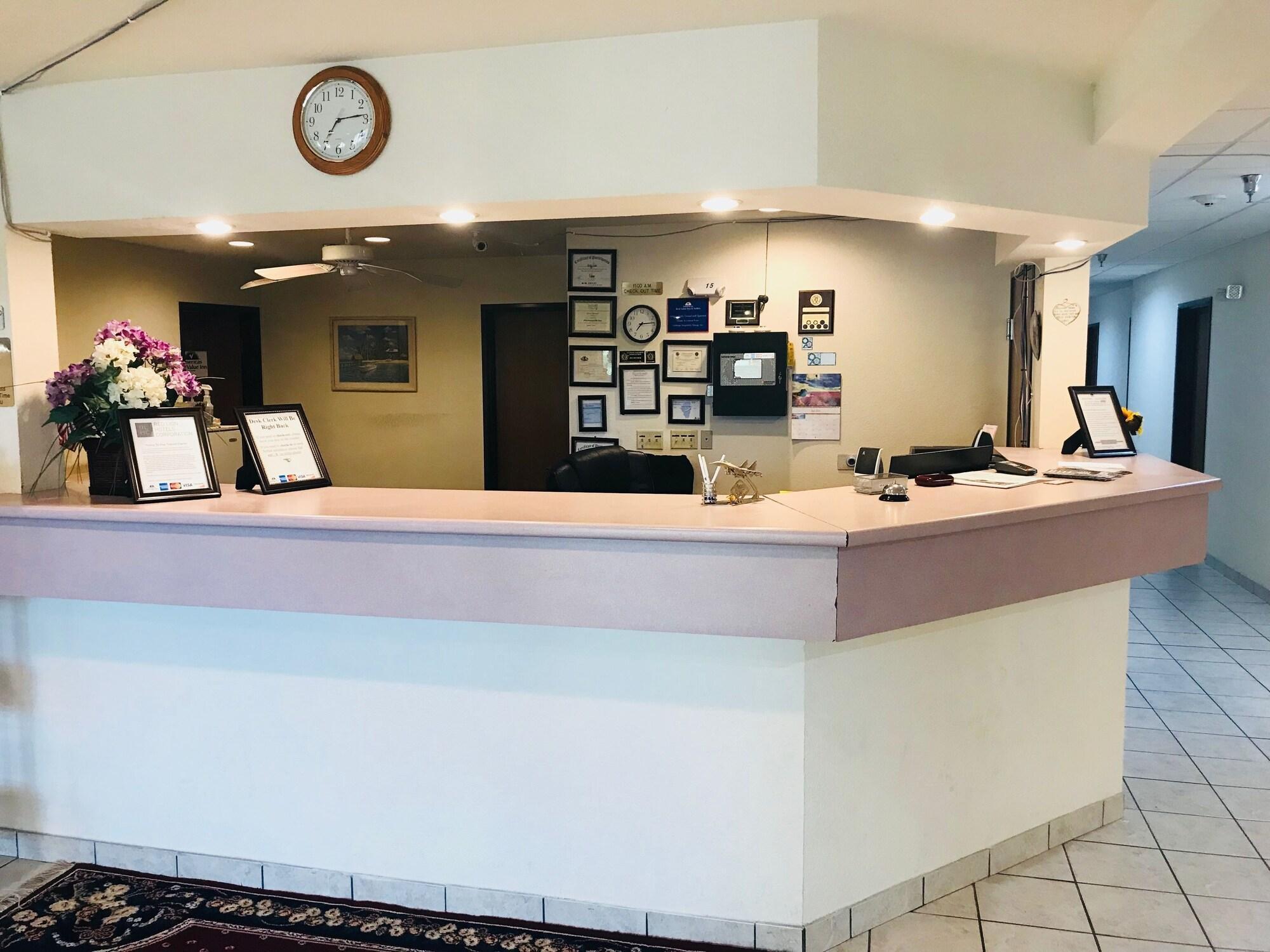 Pinckneyville Inn And Suites Экстерьер фото