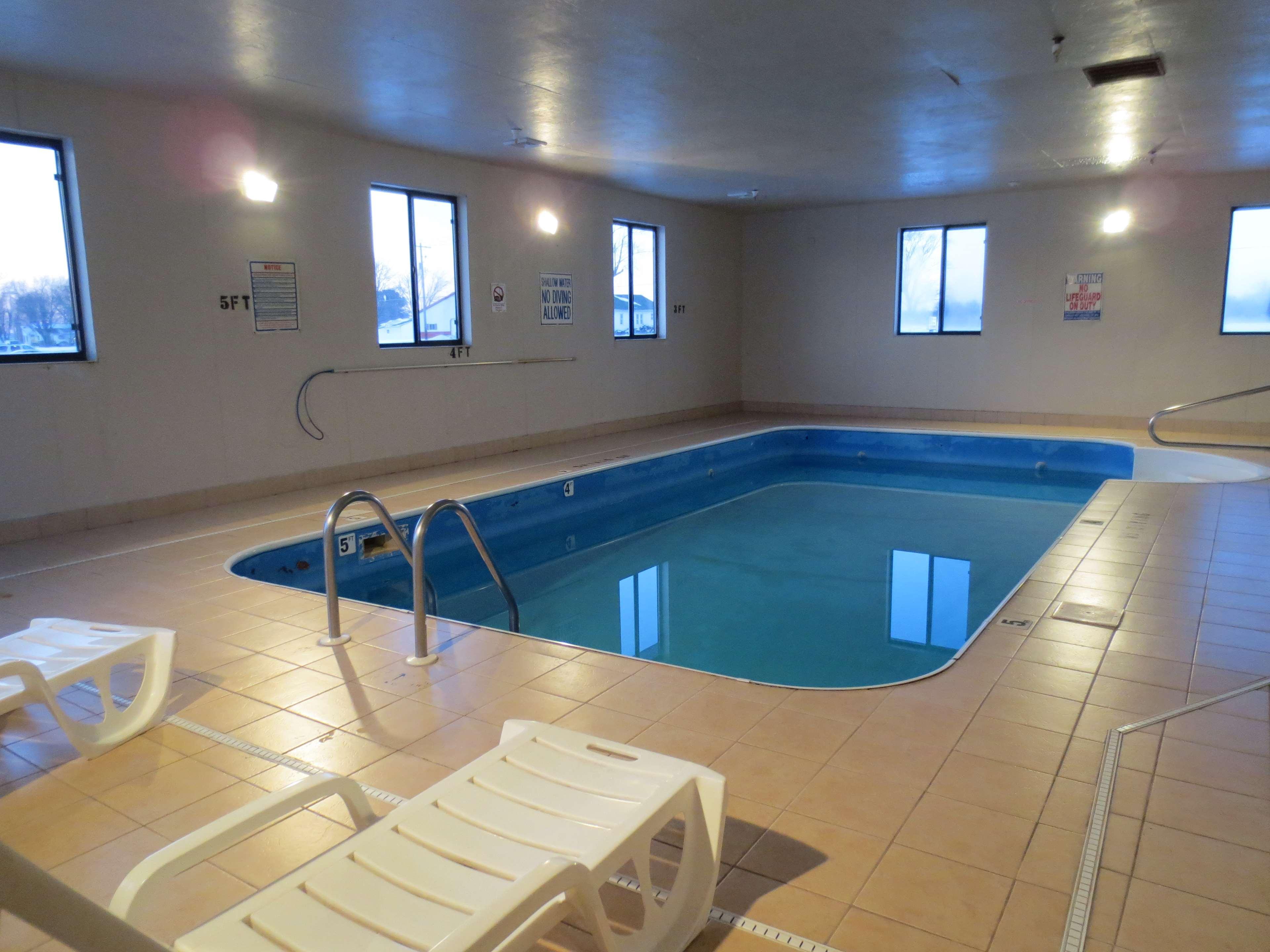 Pinckneyville Inn And Suites Экстерьер фото