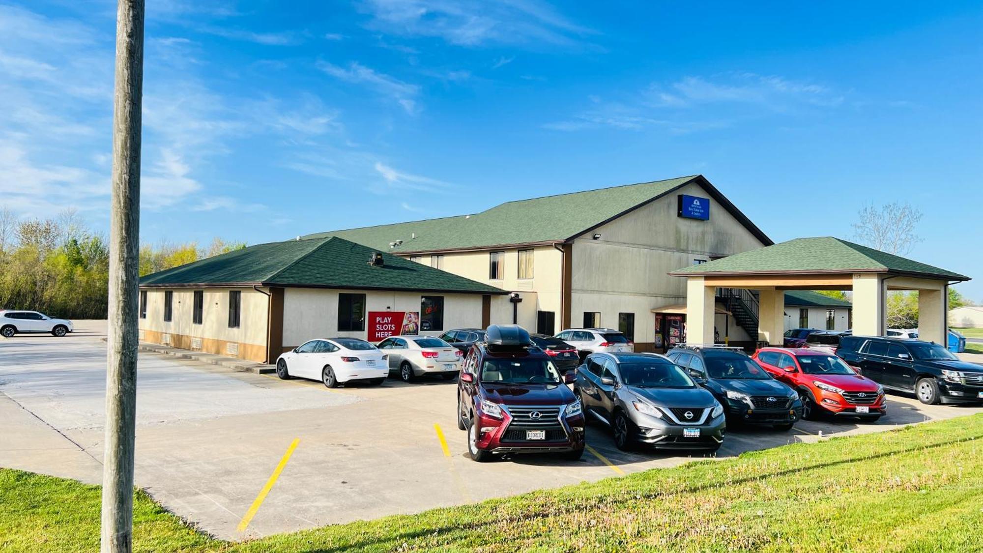 Pinckneyville Inn And Suites Экстерьер фото
