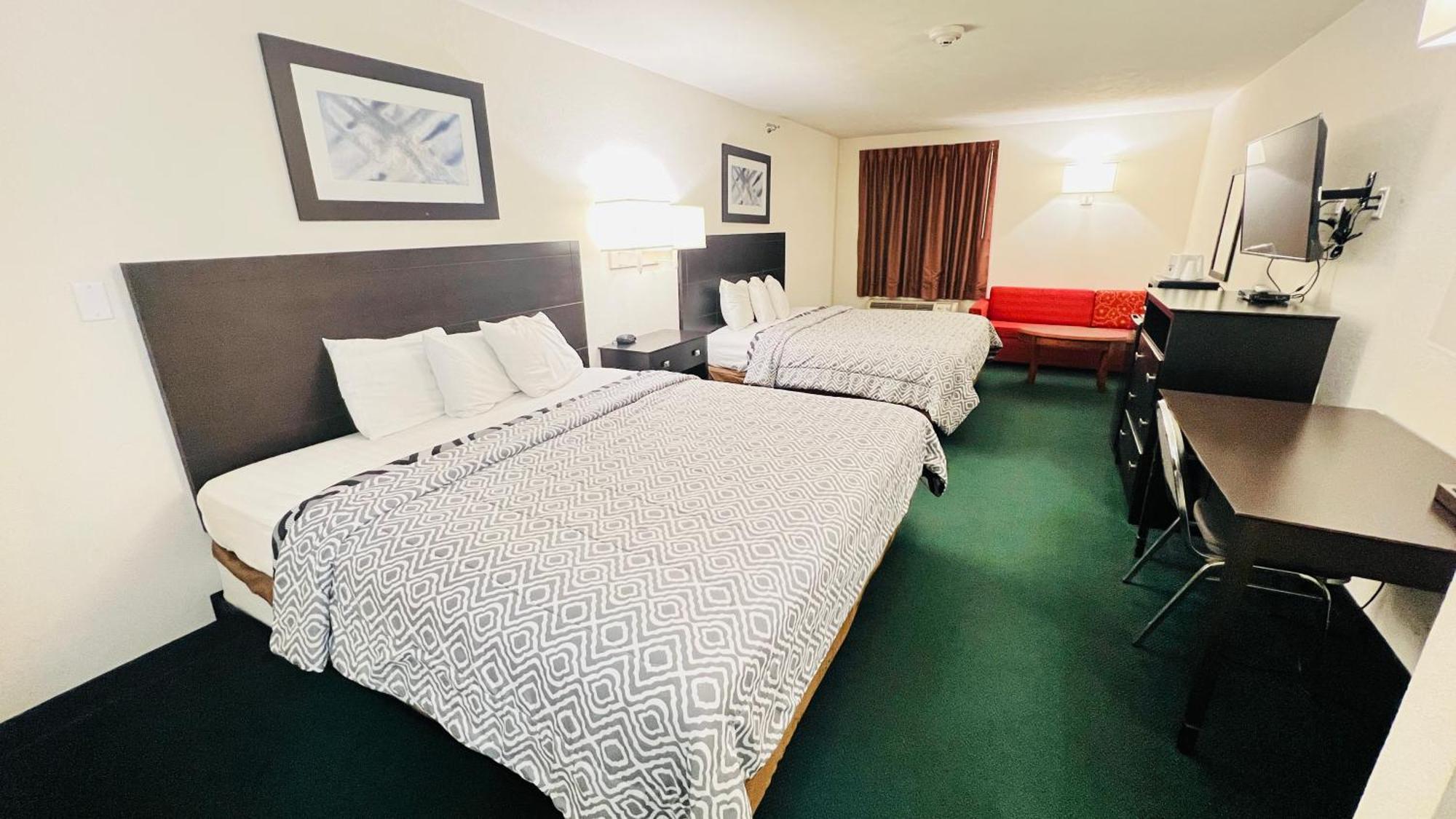 Pinckneyville Inn And Suites Экстерьер фото