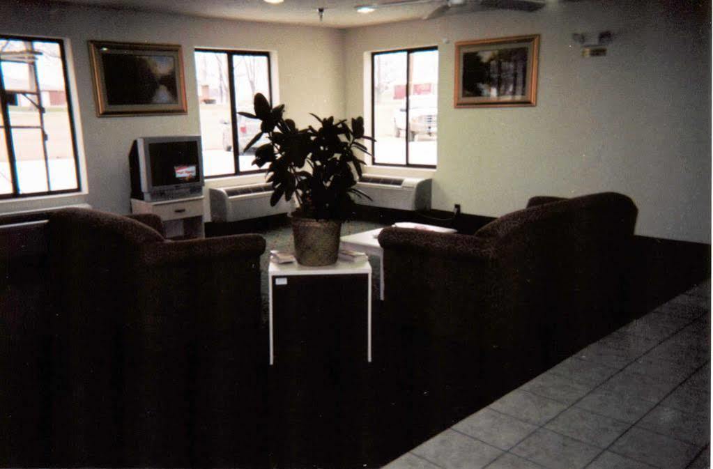 Pinckneyville Inn And Suites Экстерьер фото